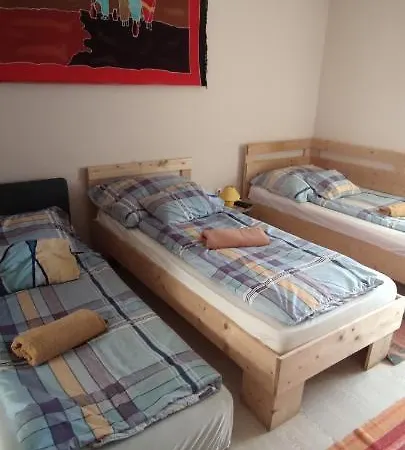 Orsi / Vendegház Apartman *