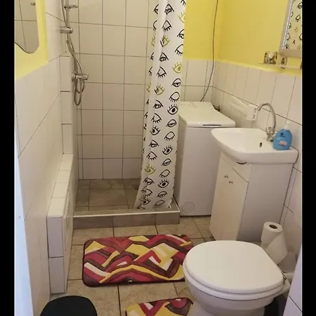 Apartment Orsi / Vendeghaz *
