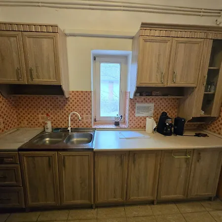 Apartment Orsi / Vendeghaz *