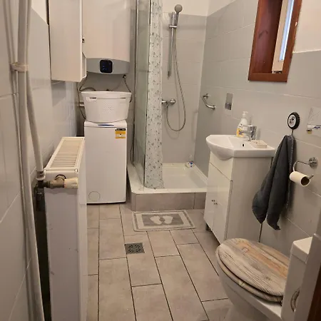 Apartment Orsi / Vendeghaz *