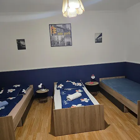 Apartment Orsi / Vendeghaz Kecskemet