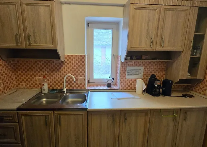Apartament Orsi / Vendeghaz *